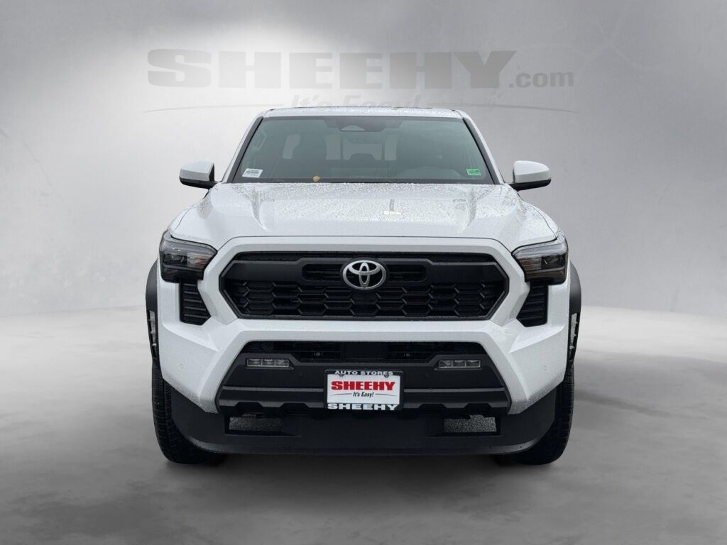 2025 Toyota Tacoma Hybrid TRD Off Road Fredericksburg VA