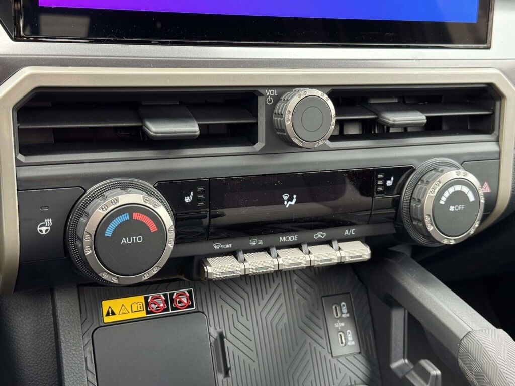 2025 Toyota Tacoma Hybrid TRD Off Road Fredericksburg VA