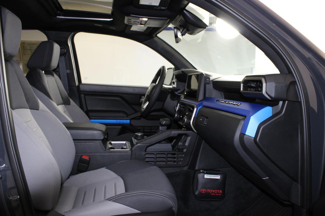 2025 Toyota Tacoma Hybrid TRD Off Road Fredericksburg VA