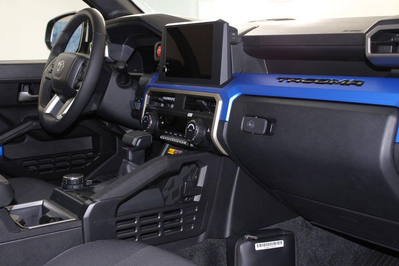 2025 Toyota Tacoma Hybrid TRD Off Road Fredericksburg VA