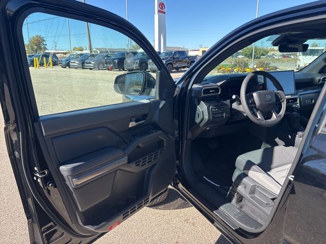 2025 Toyota Tacoma Hybrid TRD Off Road San Clemente CA