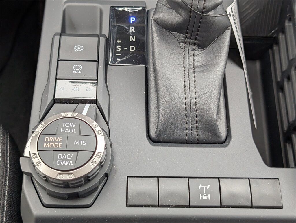2025 Toyota Tacoma Hybrid TRD Off Road