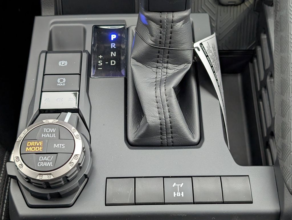 2025 Toyota Tacoma Hybrid TRD Off Road Cockeysville MD