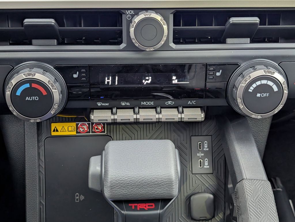 2025 Toyota Tacoma Hybrid TRD Off Road Cockeysville MD