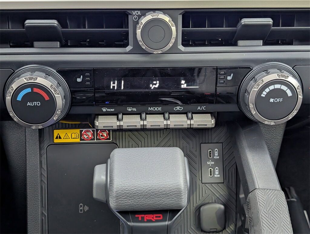 2025 Toyota Tacoma Hybrid TRD Off Road Cockeysville MD