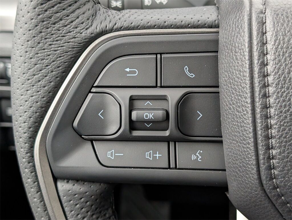 2025 Toyota Tacoma Hybrid TRD Off Road Cockeysville MD