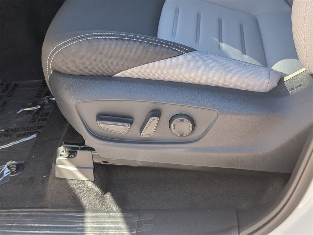 2025 Toyota Tacoma Hybrid TRD Off Road Cockeysville MD