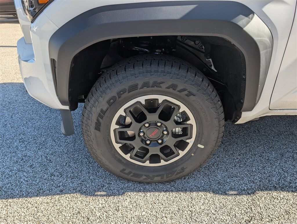 2025 Toyota Tacoma Hybrid TRD Off Road Cockeysville MD