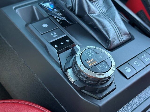 2025 Toyota Tacoma Hybrid TRD Pro Springfield VA