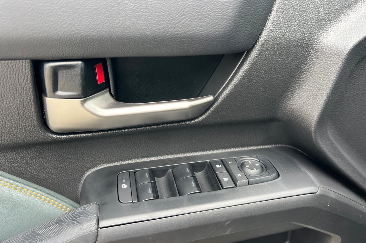 2025 Toyota Tacoma Hybrid Trailhunter Ontario OR