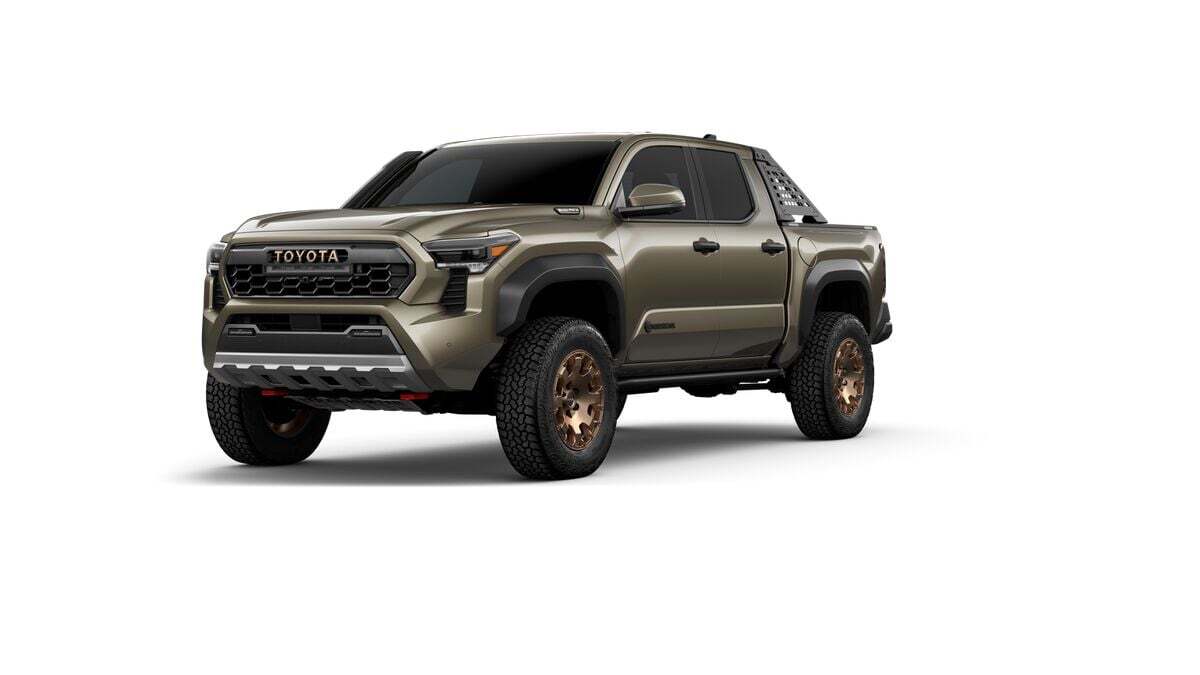 2025 Toyota Tacoma Hybrid Trailhunter