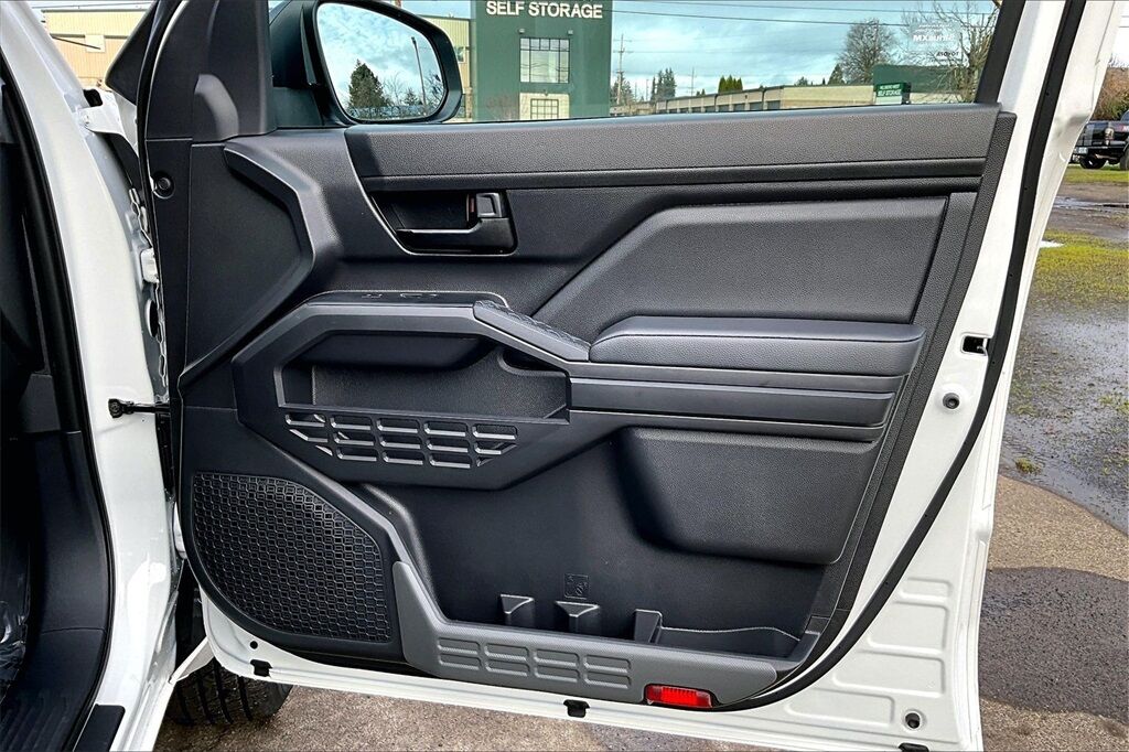 2025 Toyota Tacoma SR OR