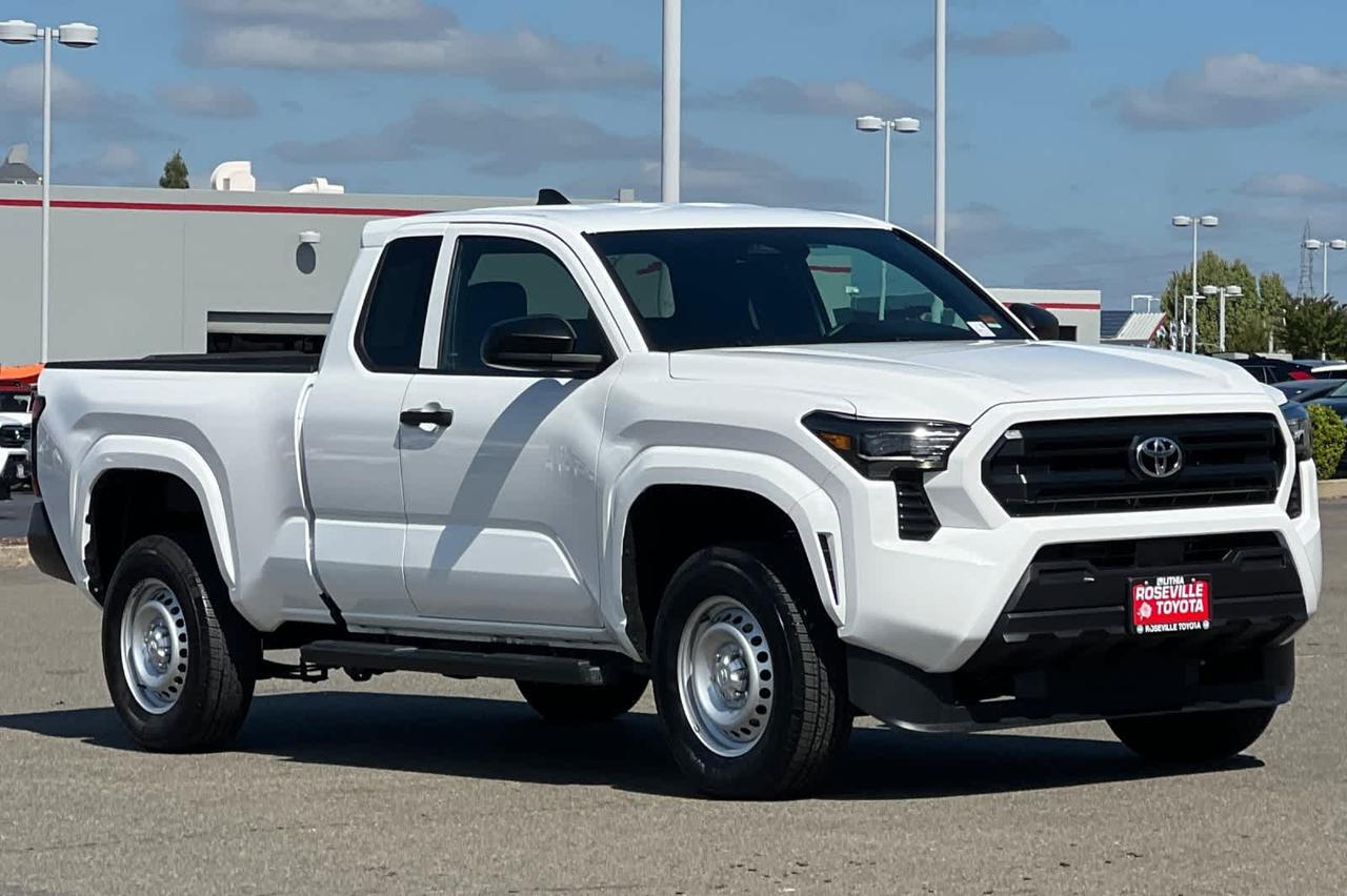 2025 Toyota Tacoma SR