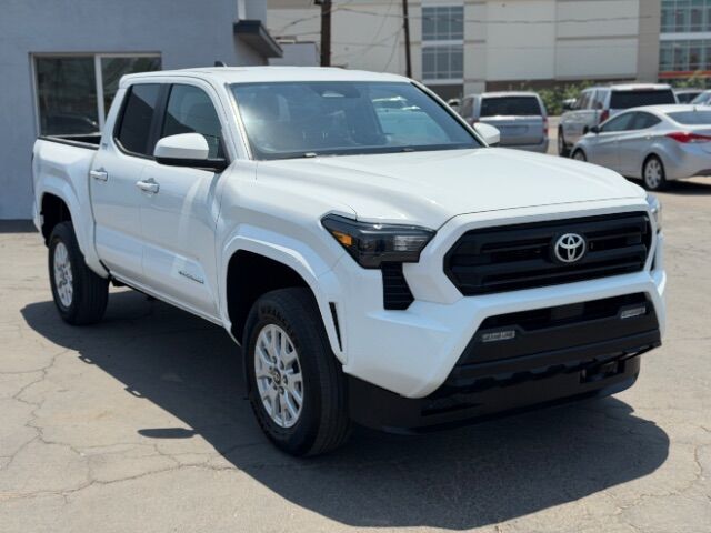 2025 Toyota Tacoma SR5 4x4