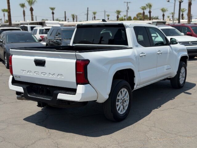 2025 Toyota Tacoma SR5 4x4