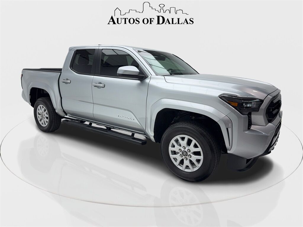 2025 Toyota Tacoma SR5 photo 2