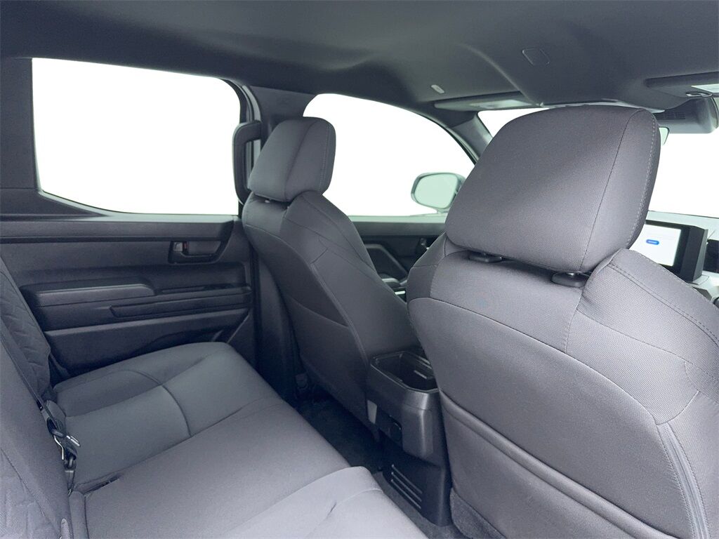 2025 Toyota Tacoma SR5 photo 40