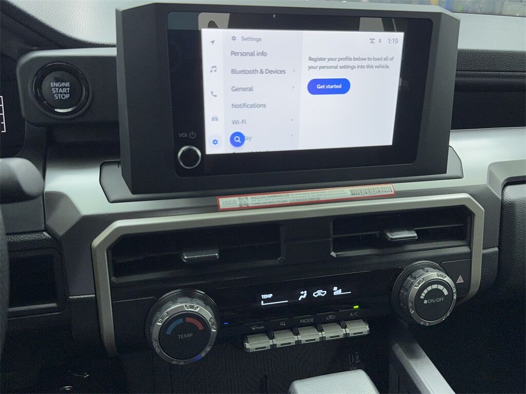 2025 Toyota Tacoma SR5 photo 23