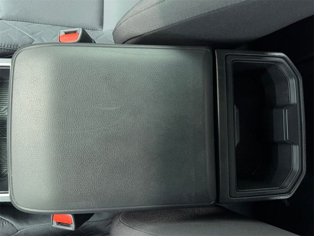 2025 Toyota Tacoma SR5 photo 25