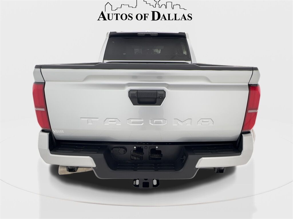 2025 Toyota Tacoma SR5 photo 11