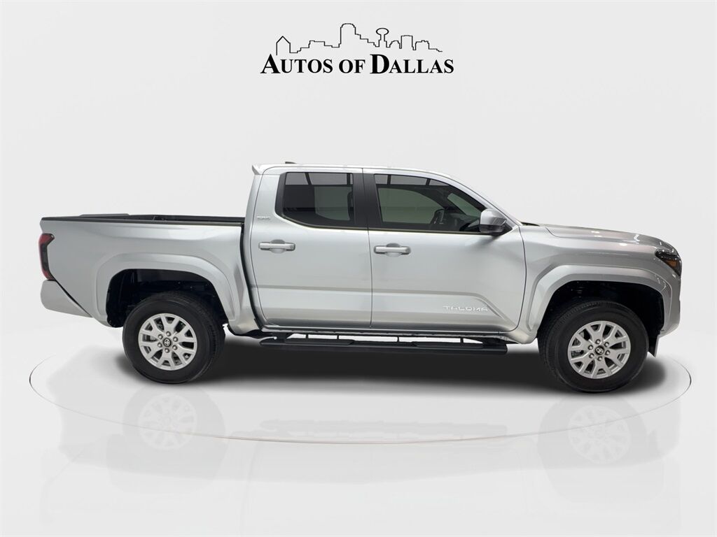 2025 Toyota Tacoma SR5 photo 7