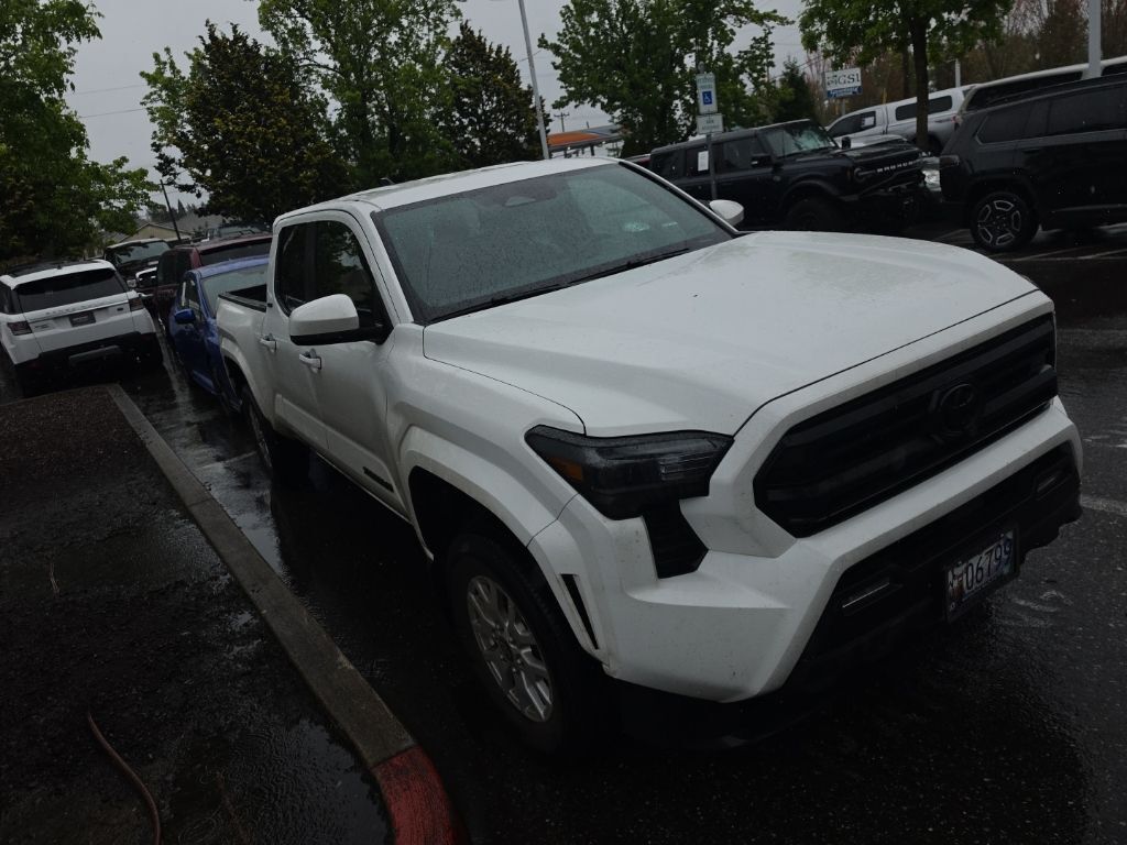2025 Toyota Tacoma SR5