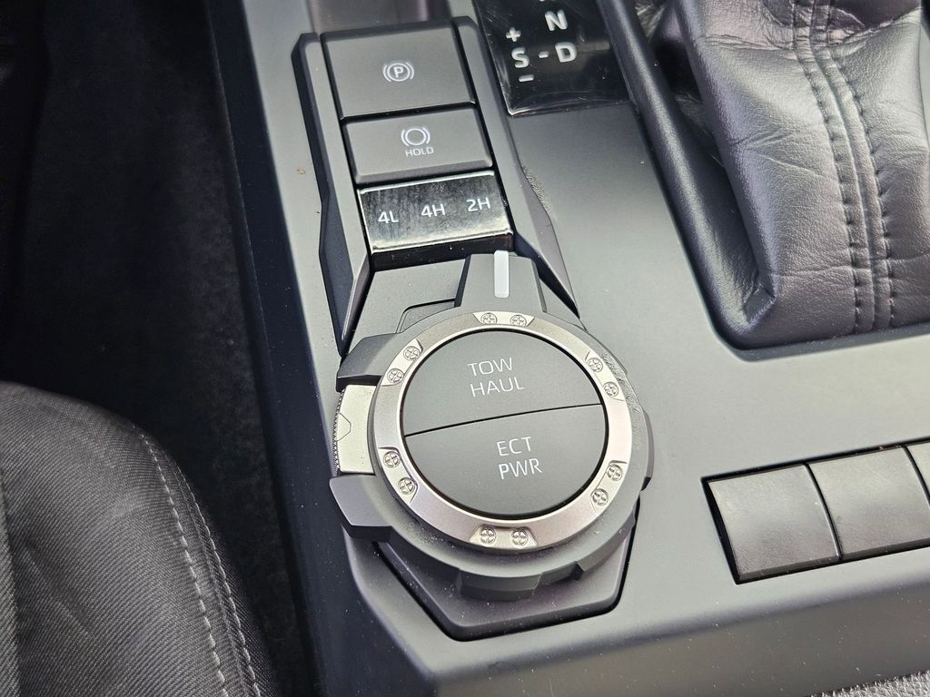 2025 Toyota Tacoma SR5 Gresham OR