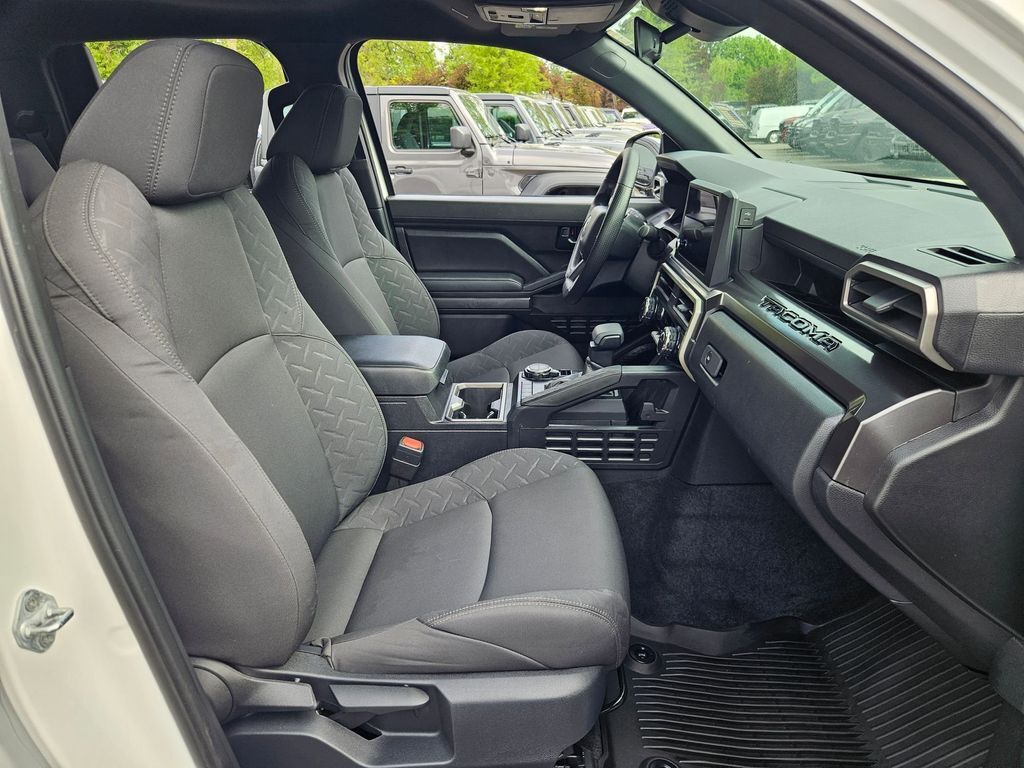 2025 Toyota Tacoma SR5 Gresham OR