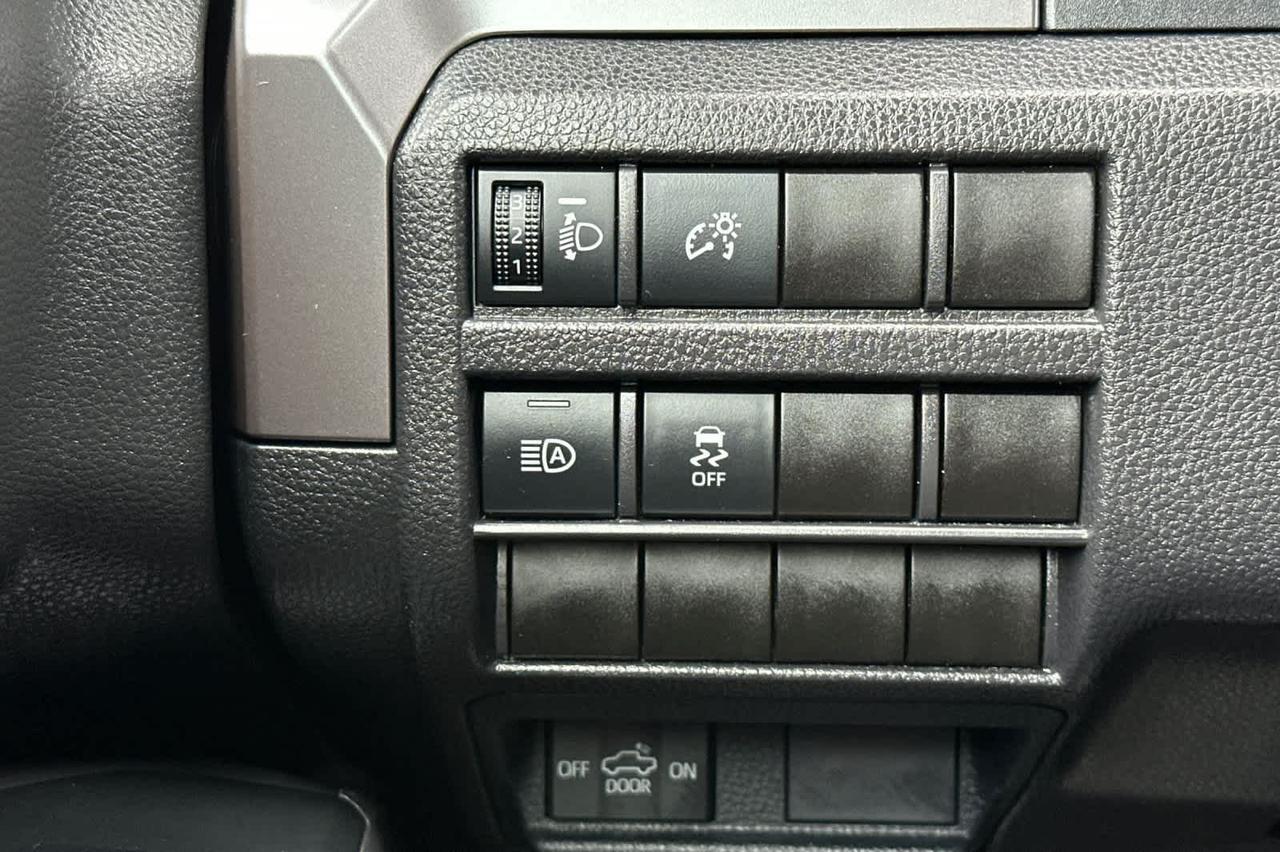 2025 Toyota Tacoma SR5 Roseville CA