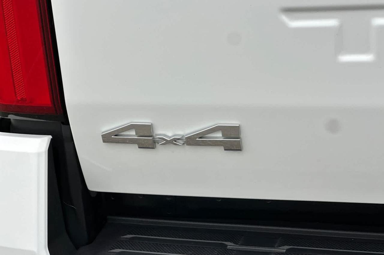 2025 Toyota Tacoma SR5 Roseville CA