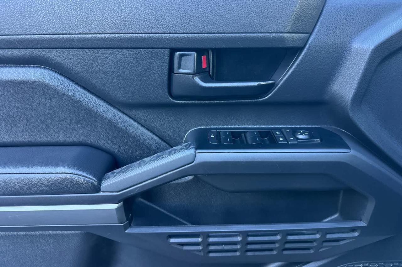 2025 Toyota Tacoma SR5 Roseville CA