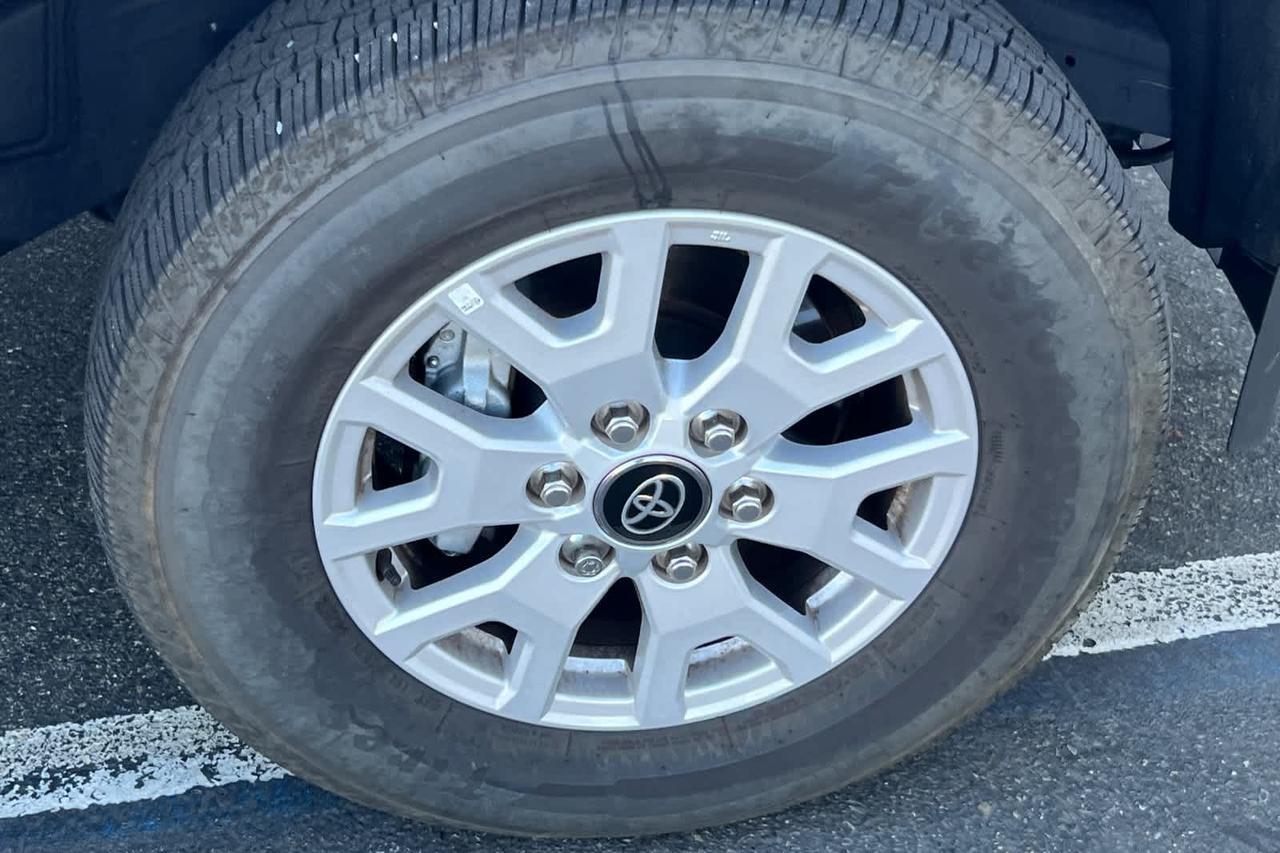 2025 Toyota Tacoma SR5 Roseville CA