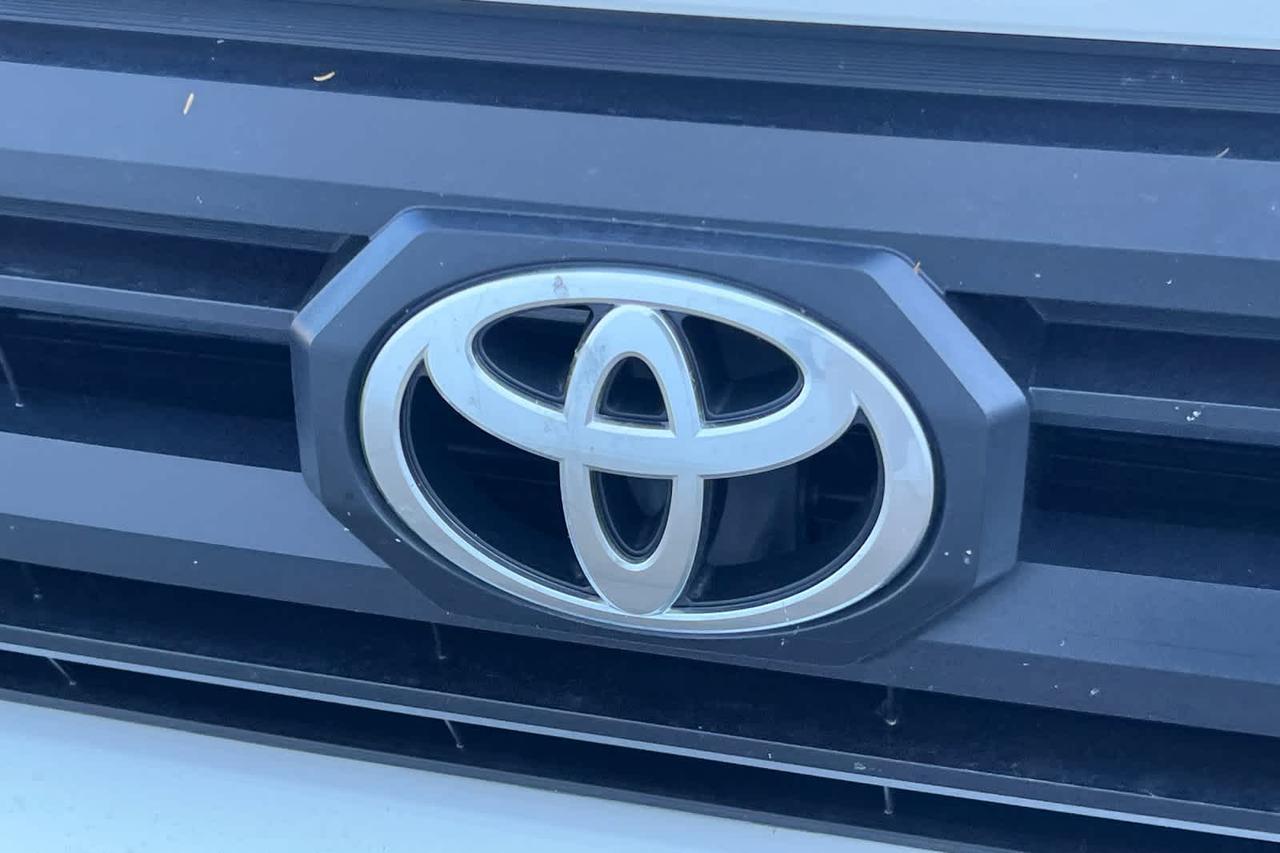 2025 Toyota Tacoma SR5 Roseville CA