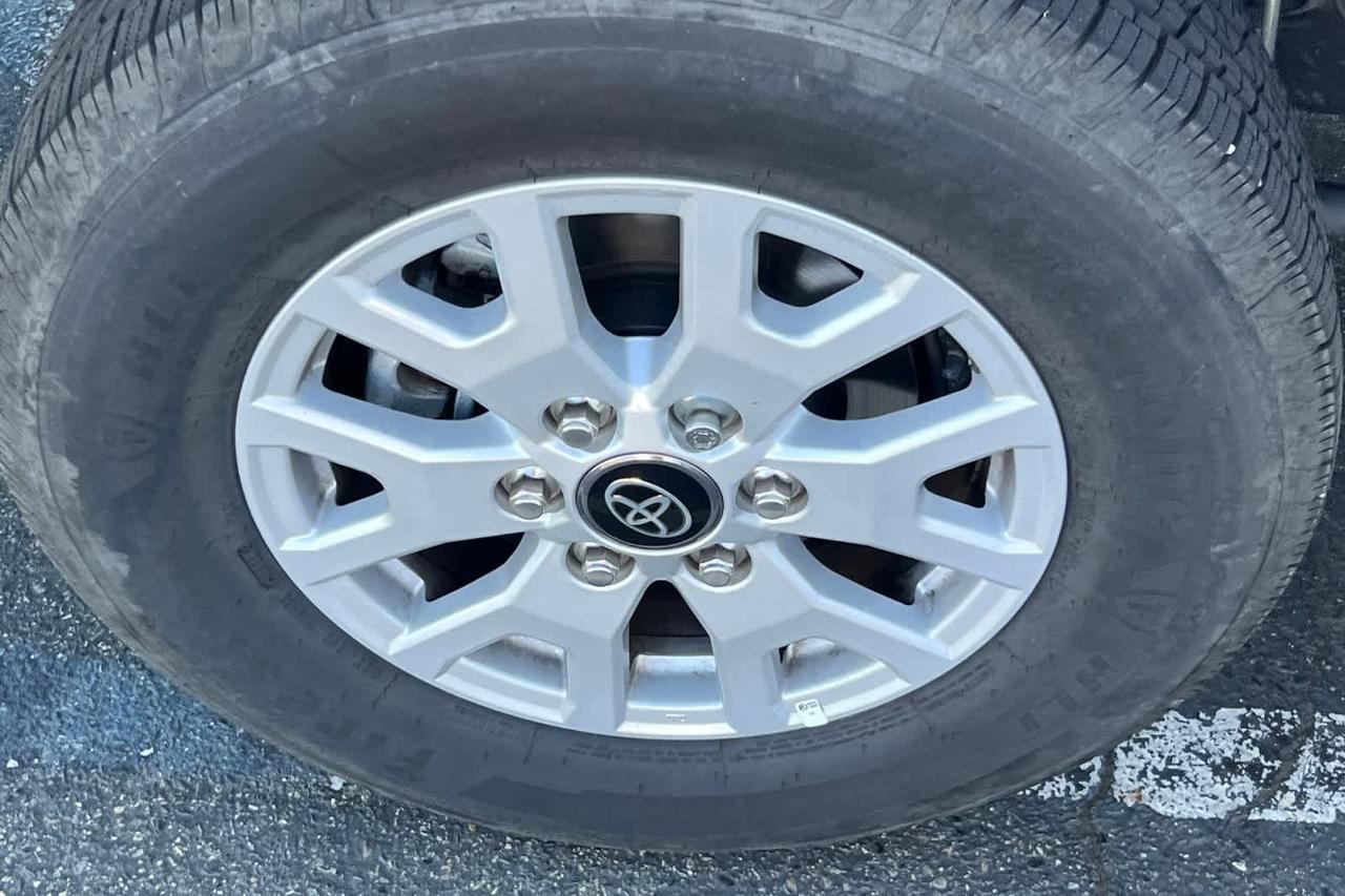 2025 Toyota Tacoma SR5 Roseville CA