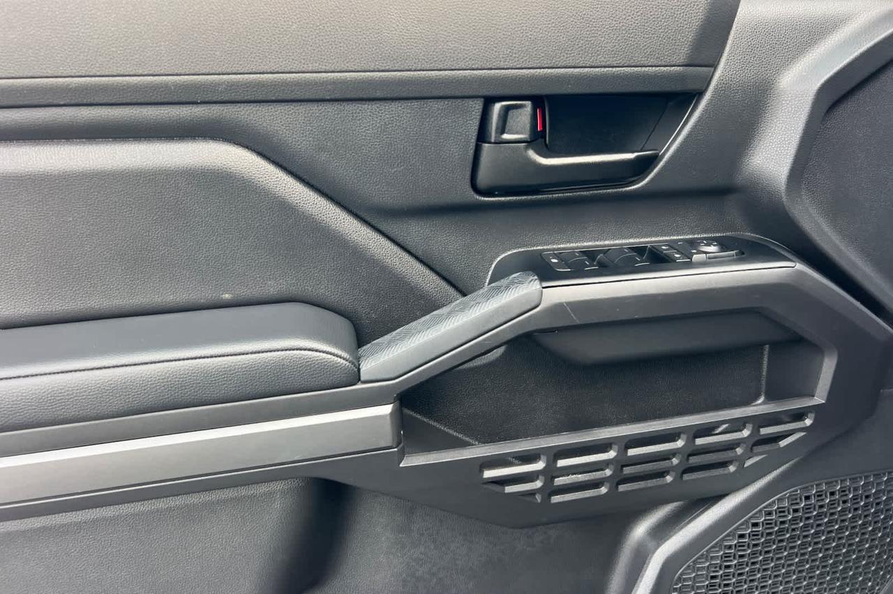 2025 Toyota Tacoma SR5 Roseville CA