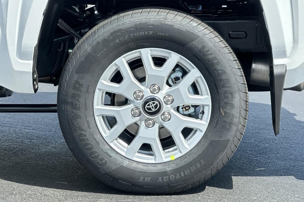 2025 Toyota Tacoma SR5 Roseville CA