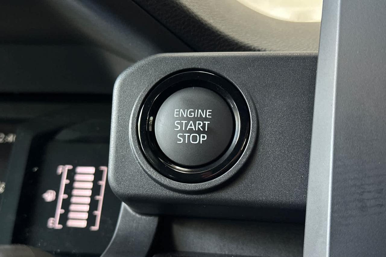 2025 Toyota Tacoma SR5 Roseville CA