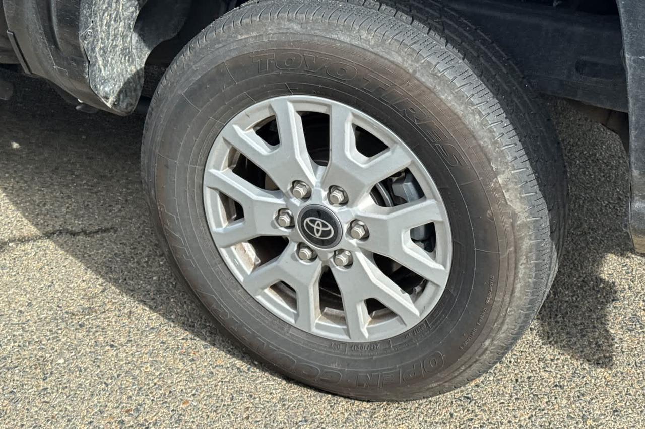 2025 Toyota Tacoma SR5 Roseville CA