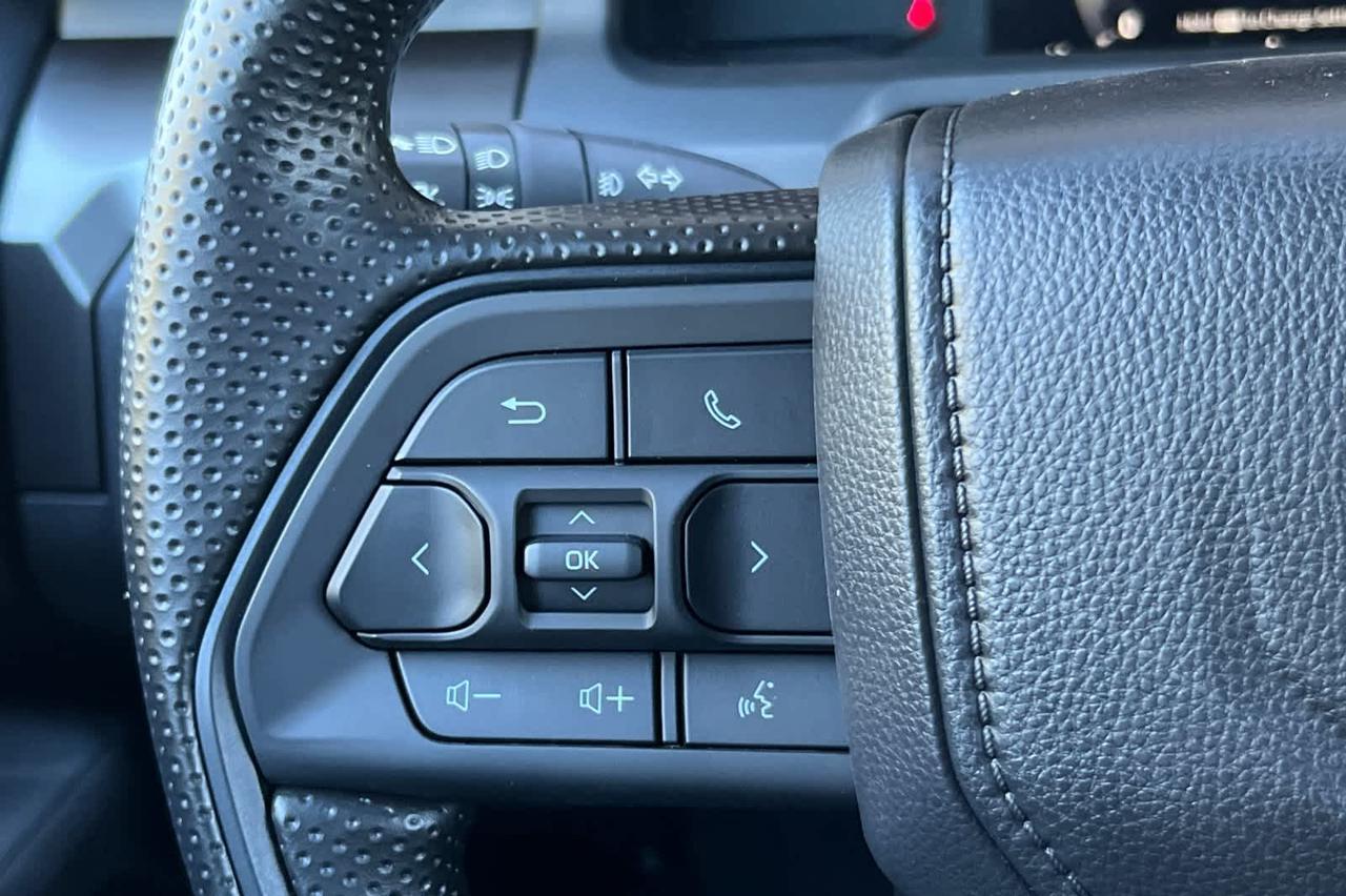 2025 Toyota Tacoma SR5 Roseville CA