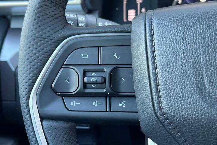 2025 Toyota Tacoma SR5 Roseville CA