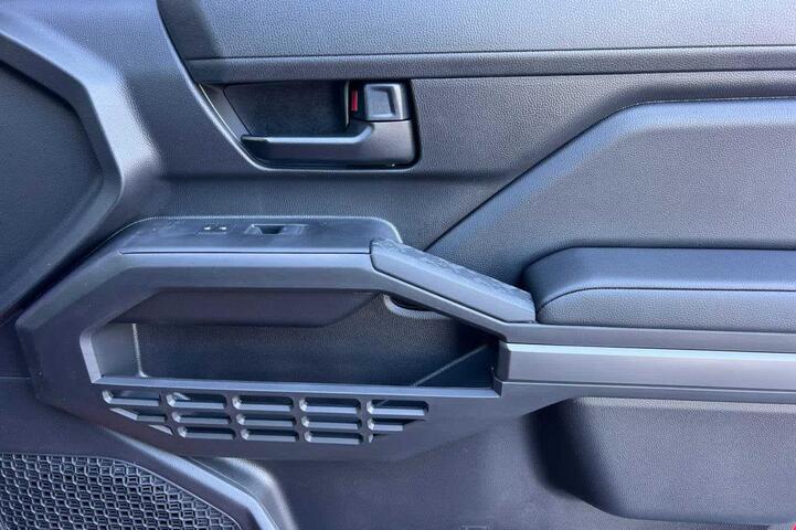 2025 Toyota Tacoma SR5 Roseville CA