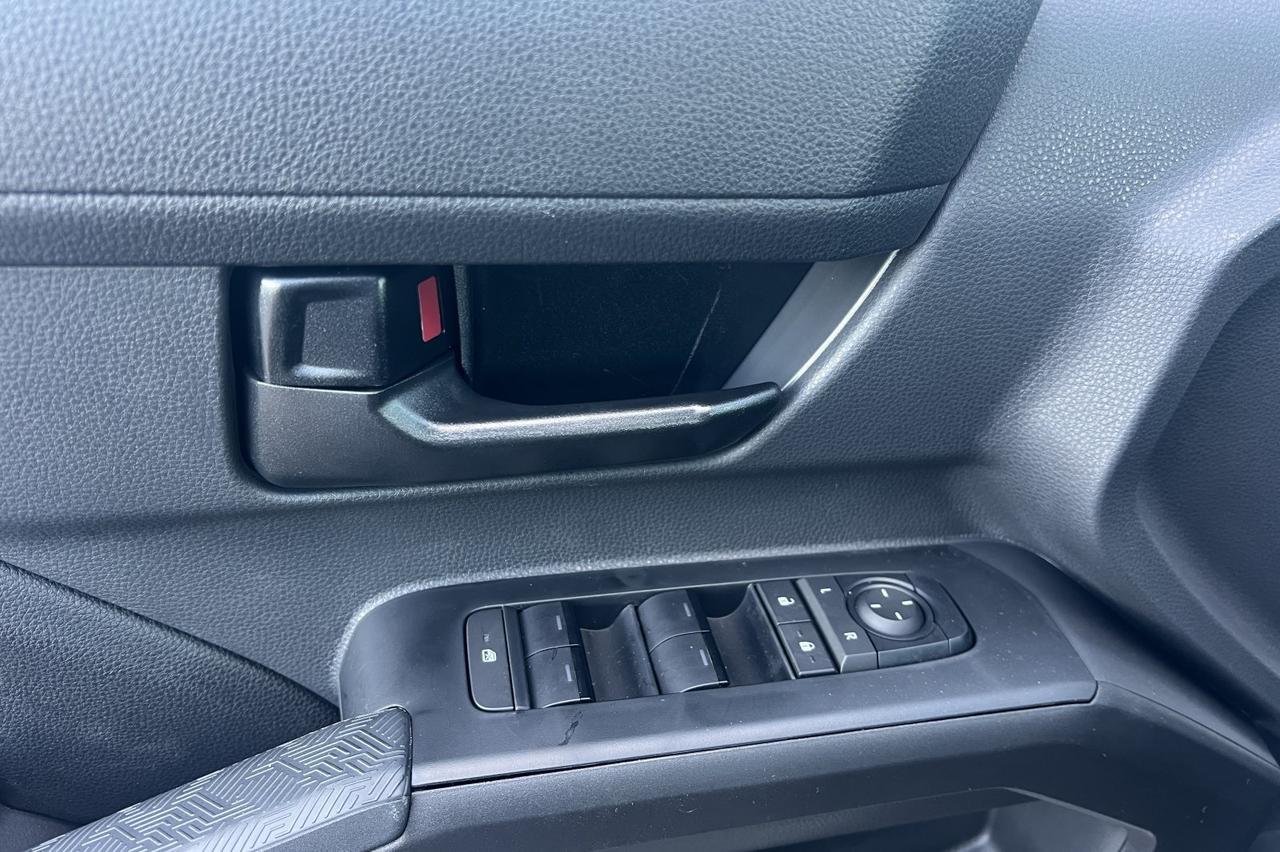 2025 Toyota Tacoma SR5 Ontario OR