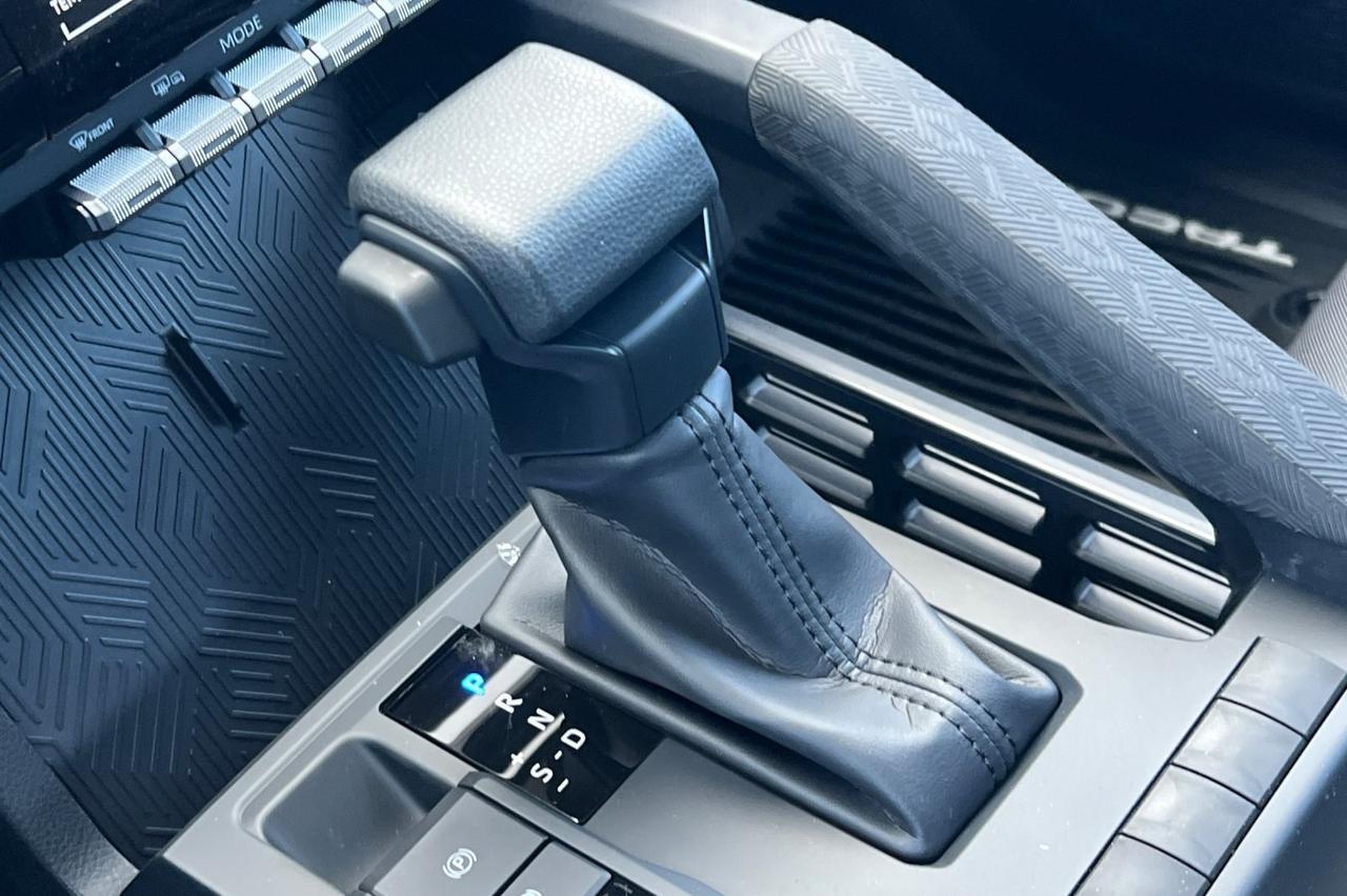 2025 Toyota Tacoma SR5 Ontario OR