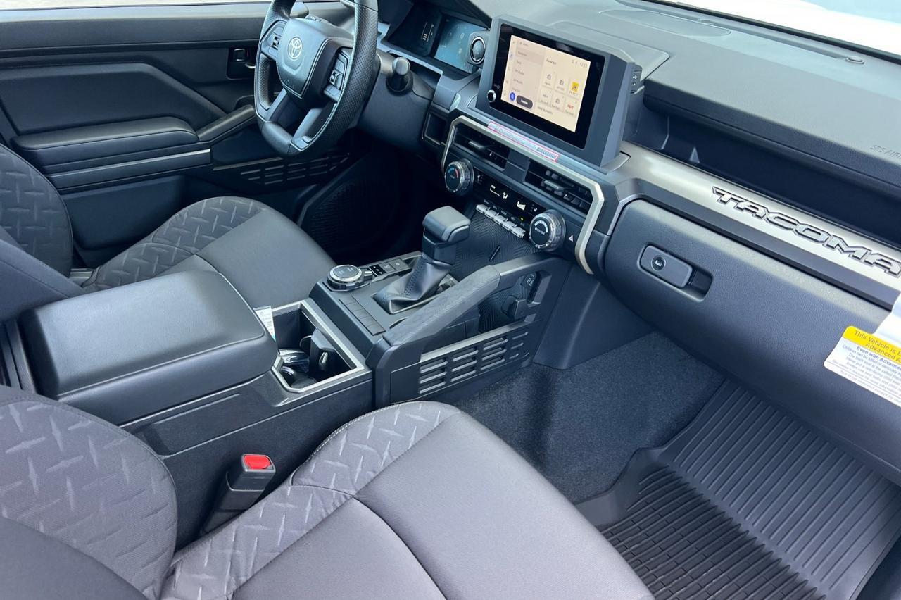 2025 Toyota Tacoma SR5 Ontario OR