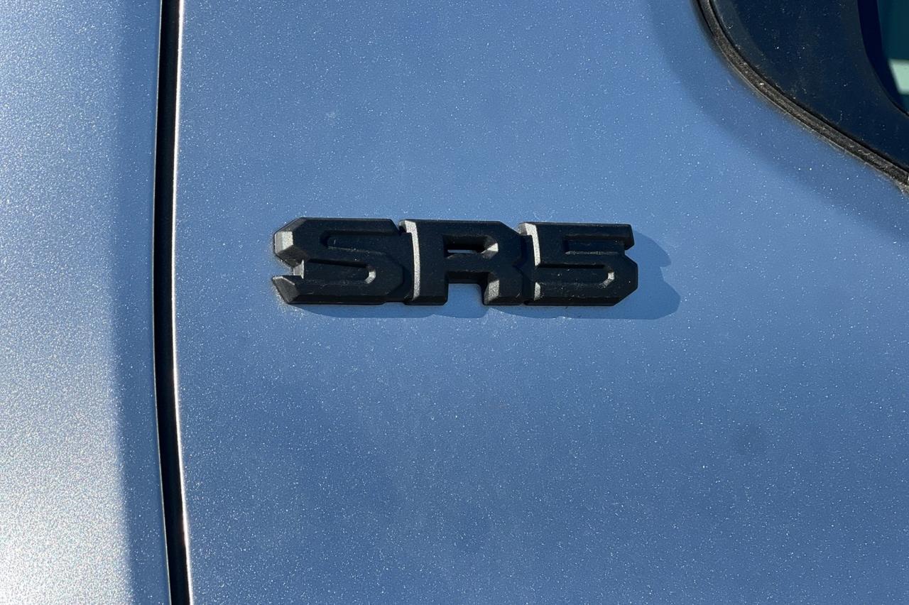 2025 Toyota Tacoma SR5 Ontario OR