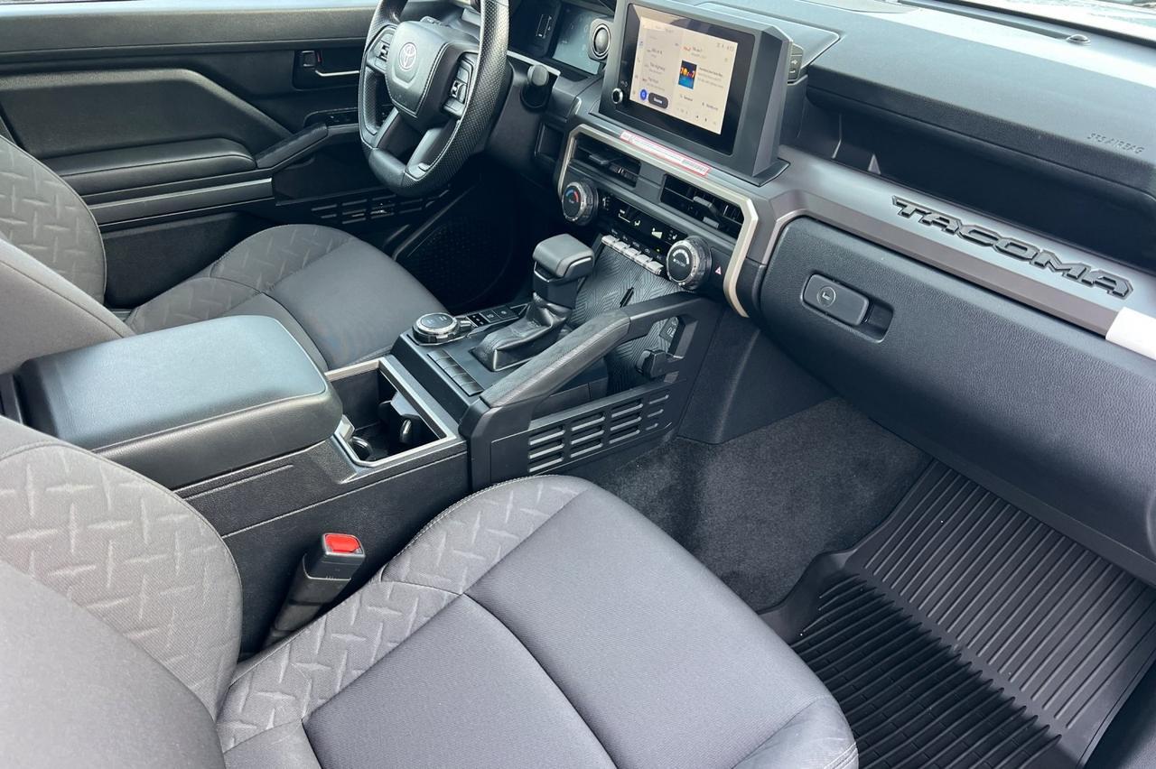 2025 Toyota Tacoma SR5 Ontario OR