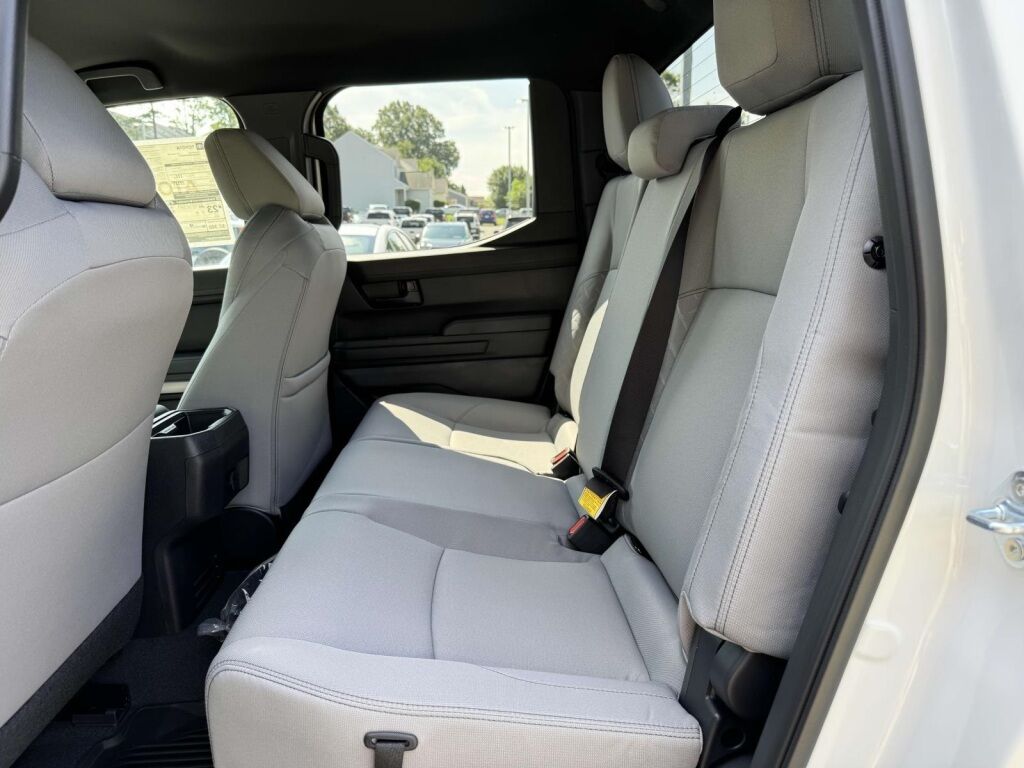 2025 Toyota Tacoma SR5 Fredericksburg VA