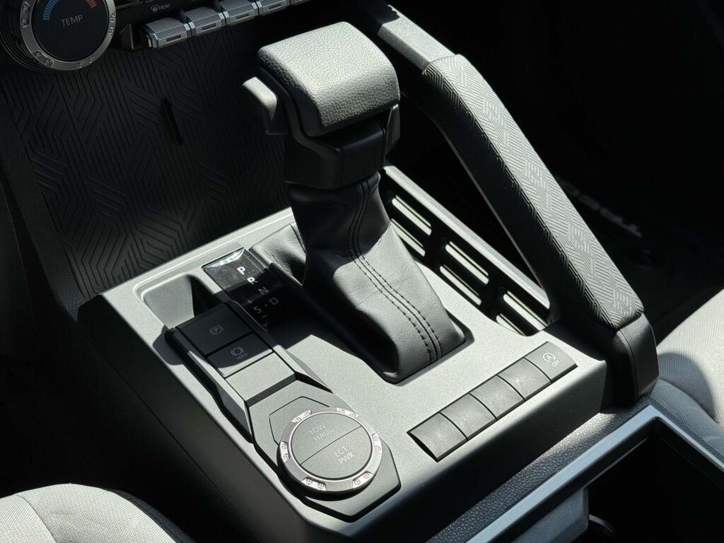 2025 Toyota Tacoma SR5 Fredericksburg VA