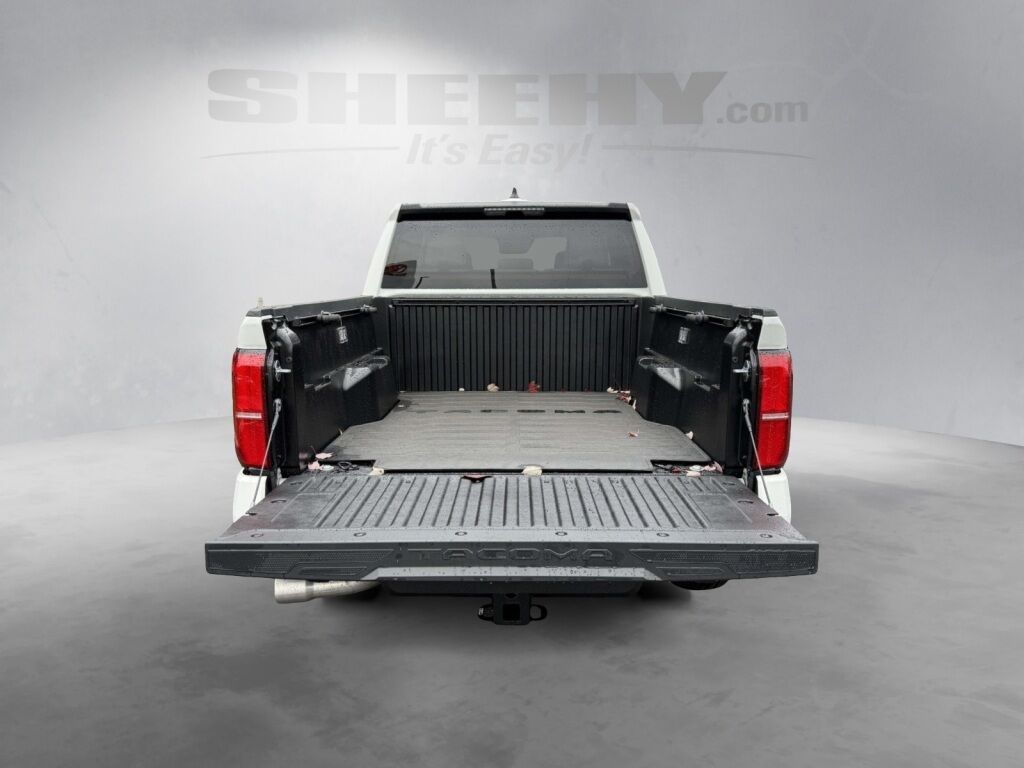 2025 Toyota Tacoma SR5 Fredericksburg VA