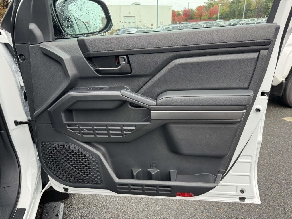 2025 Toyota Tacoma SR5 Fredericksburg VA